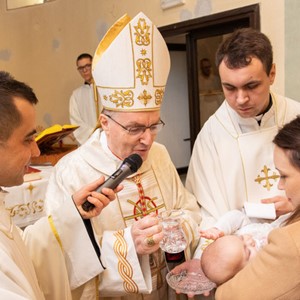 Zagrebačka nadbiskupija u 2022. godini darovala 589 tisuća kuna mnogobrojnim obiteljima